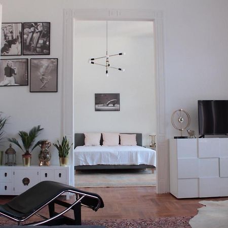 Allomas Apartman Budapest Eksteriør billede