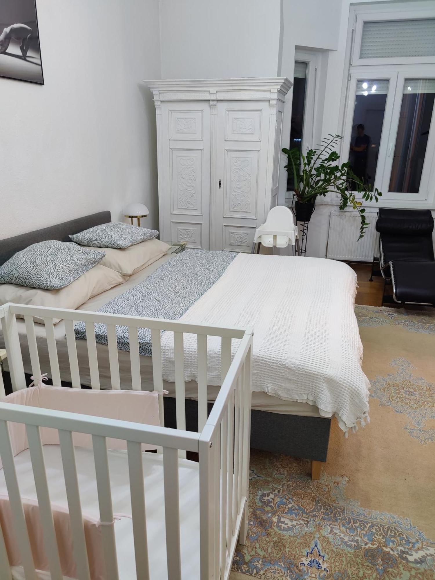 Allomas Apartman Budapest Eksteriør billede